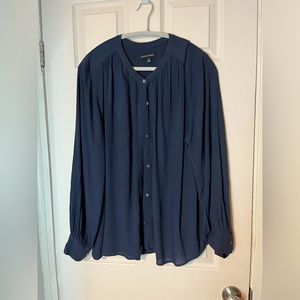 Banana Republic Long Sleeve Essential Preppy Navy Blouse